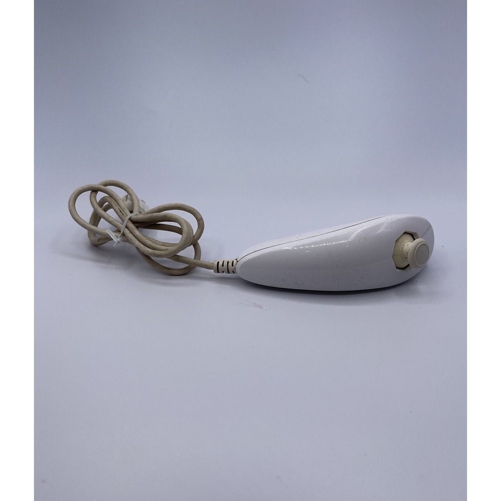 Nintendo Wii Official Authentic OEM White Nunchuck Controller‎ RVL-004 Tested